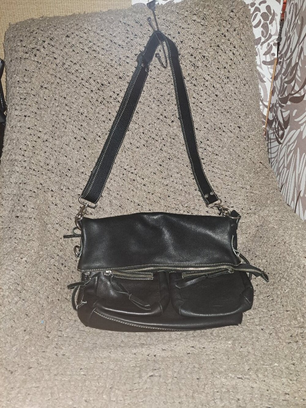 HIP-CANADA MAPLE LEAF-Vintage Black Thick Leather Foldover Bag-Silver-Near Mint